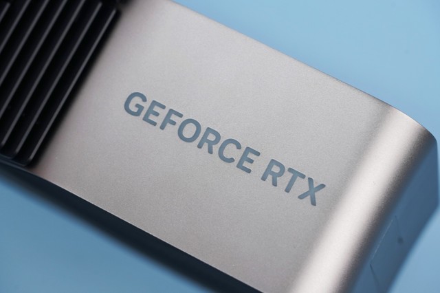 英伟达GeForce RTX 5089性能解禁，从实测数据看这款显卡王者风范如何？