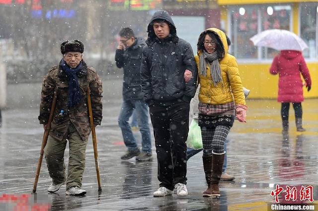 新一股冷空气来袭，全国多地迎来雨雪降温天气